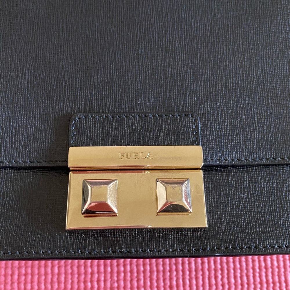 Furla - Picture 6 of 8